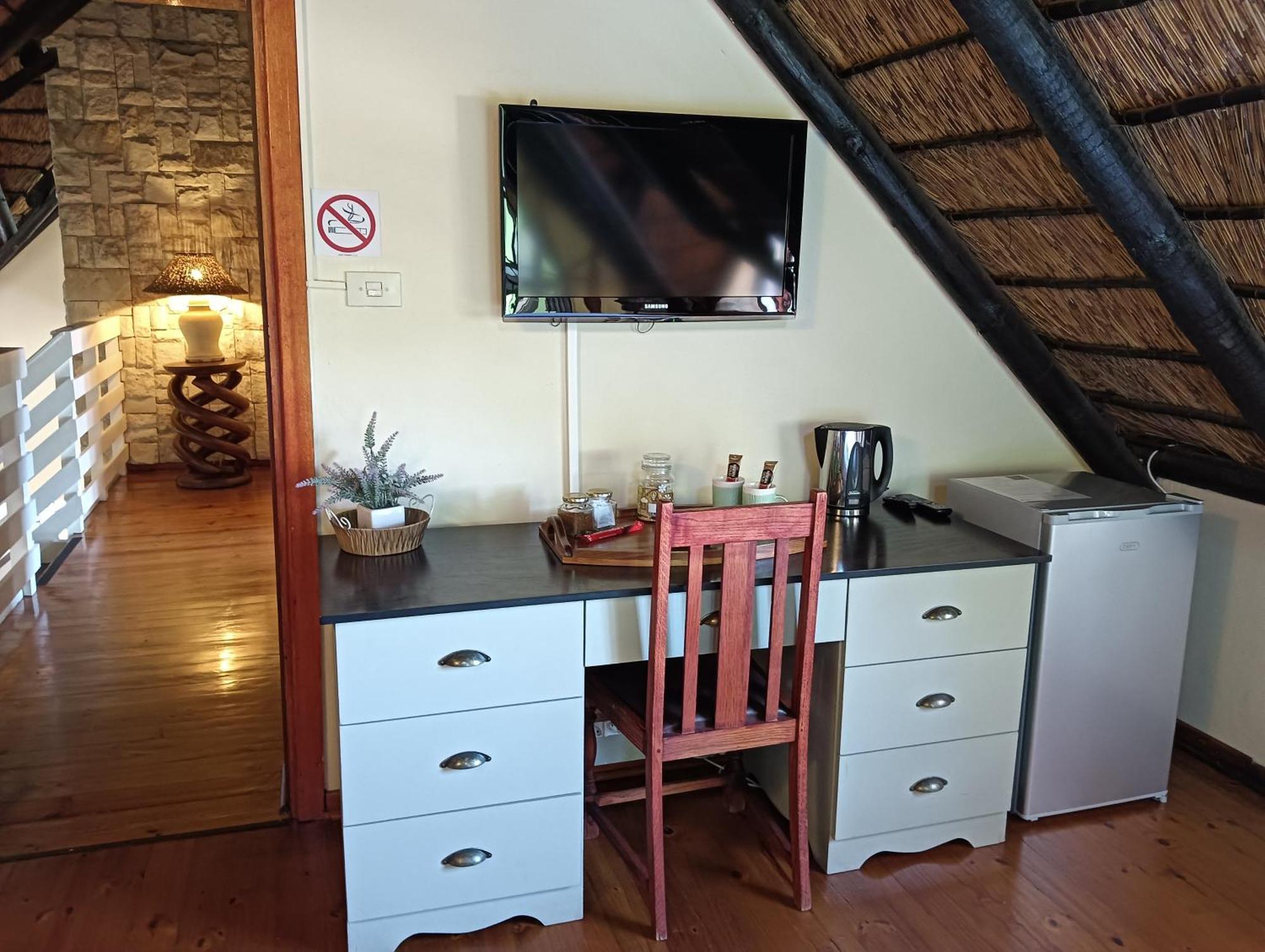 Bed and Breakfast Little Tree Loft 2 Uitenhage Экстерьер фото